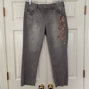 Democracy - gray jeans, raw hem, floral, size 14